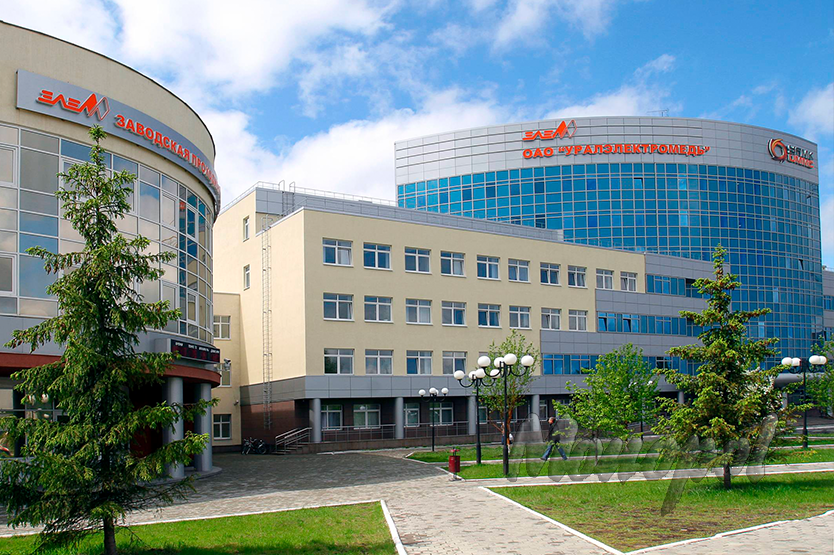 Устройство наливного эпоксидного пола АО "УралЭлектроМедь", S = 16000 кв.м.